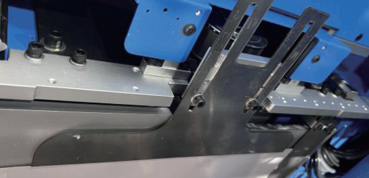 PRY-700E Máquina automática de estampação de folhas a quente 3