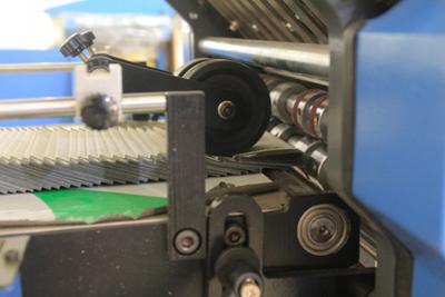 PRY-660T Máquina de dobrar papel com faca independente 6